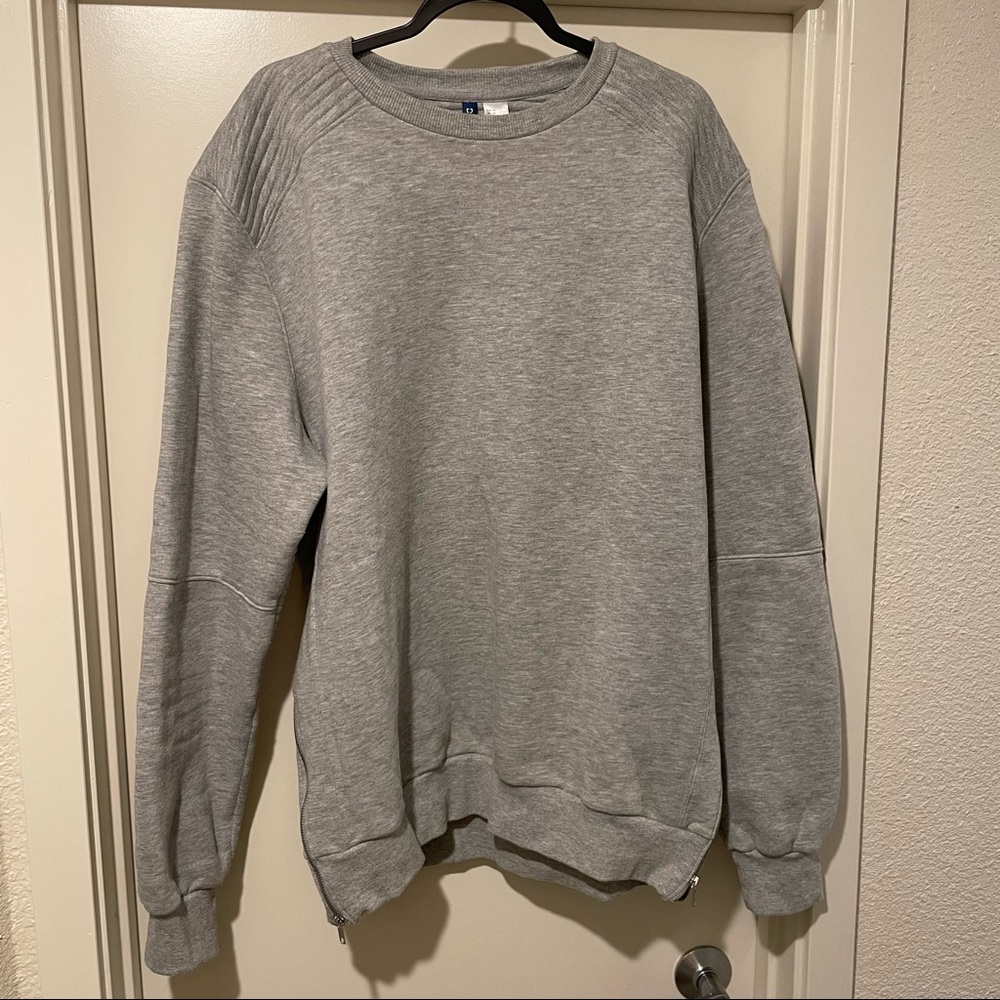 H&M Crewneck sweater